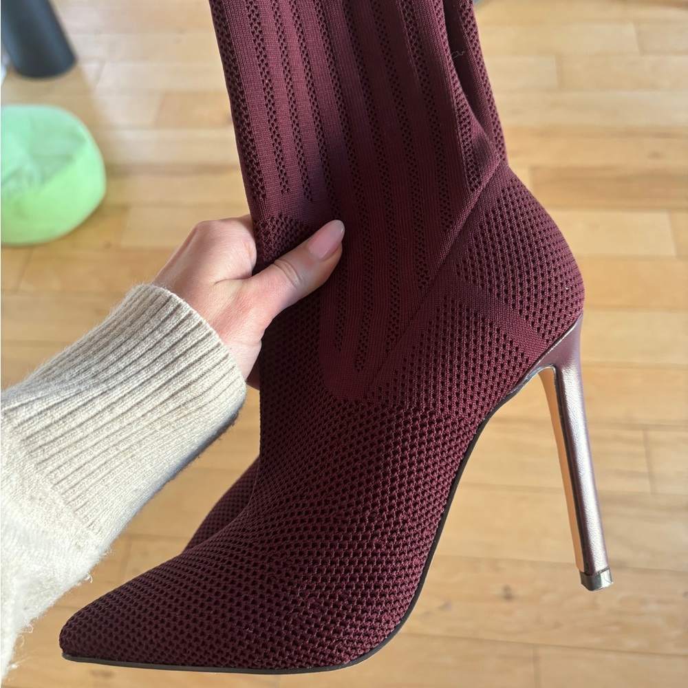 Steve Madden boots, Size 6